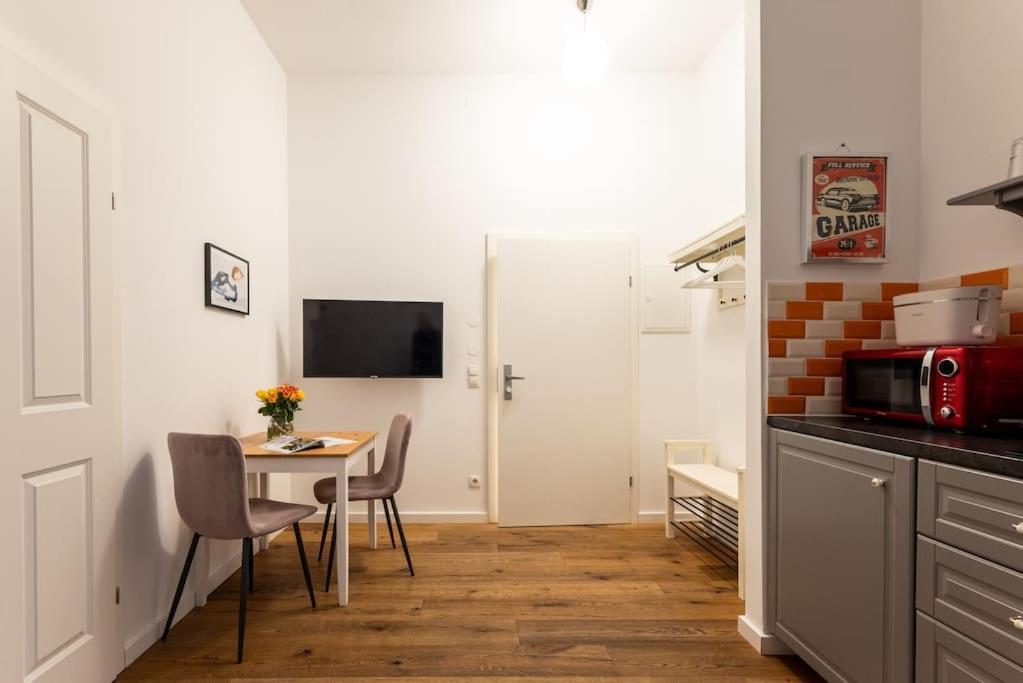 Compact Studio Near Center By Hm Wien Eksteriør billede